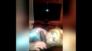 Pretty White Tranny Sucking My BBC