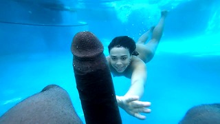 Underwater Sex Amateur Teen Crushed By BBC Big Black Dick
